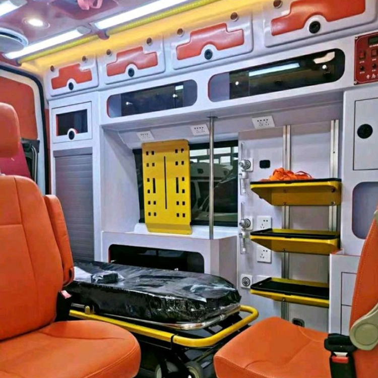 永修长途救护车护送病人租赁价格